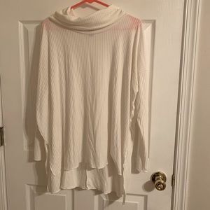 White oversized turtle neck sweater